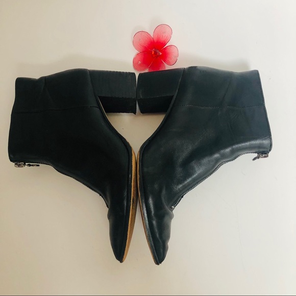 SOLE/ SOCIETY booties with side zipper. - Picture 13 of 14
